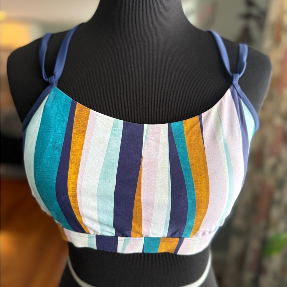 Title Nine bathing suit top BNWT size XL